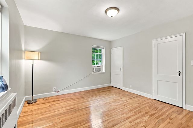112 Maple St 4, Malden, MA 02148