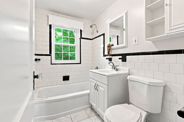 112 Maple St 4, Malden, MA 02148