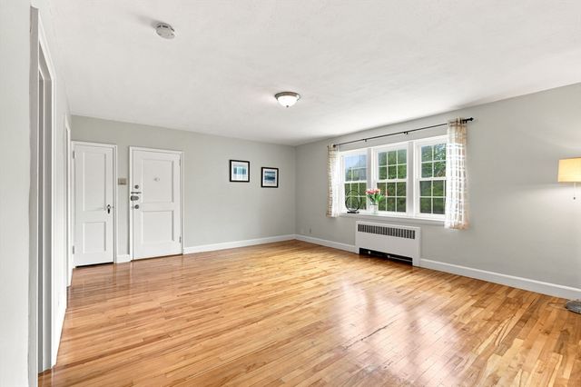 112 Maple St 4, Malden, MA 02148
