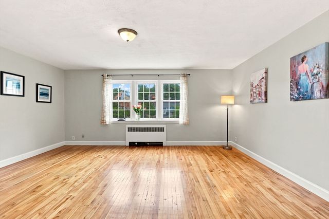 112 Maple St 4, Malden, MA 02148