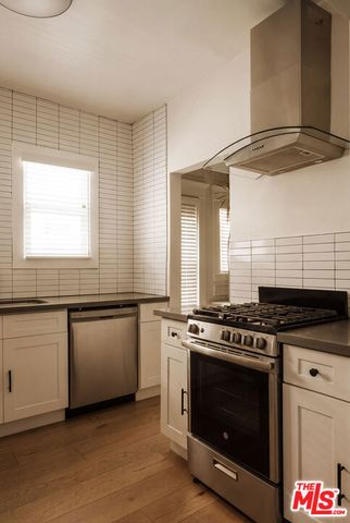 743 N Manhattan Place, East Los Angeles, CA 90038