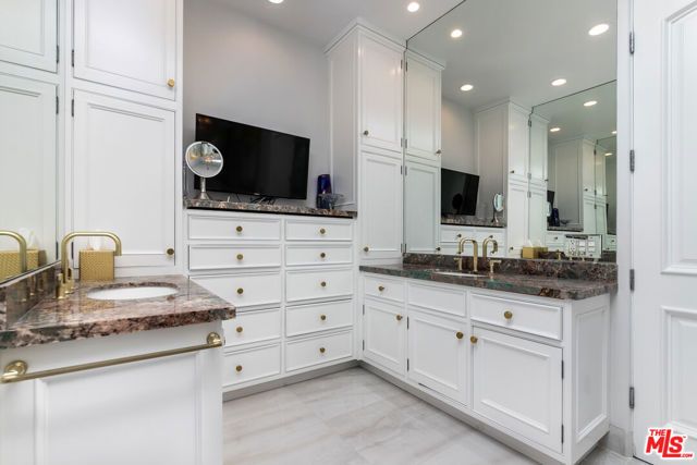 26044 E Pacific Coast Highway, Malibu, CA 90265