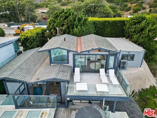 26044 E Pacific Coast Highway, Malibu, CA 90265
