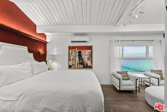 26044 E Pacific Coast Highway, Malibu, CA 90265