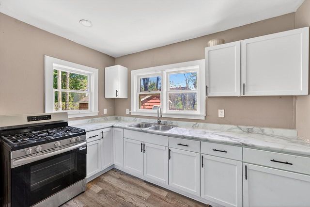 1611 N Wisconsin STREET, Racine, WI 53402