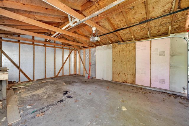 1611 N Wisconsin STREET, Racine, WI 53402