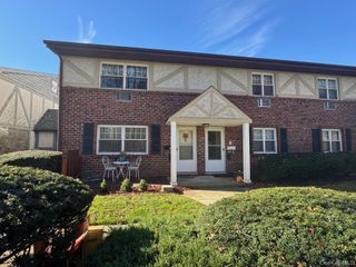 10 Glen Hollow Drive C12, Holtsville, NY 11742