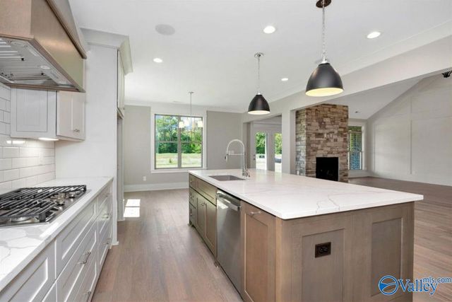 8033 Tupelo Gum Trace SW, Huntsville, AL 35802