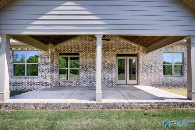 8033 Tupelo Gum Trace SW, Huntsville, AL 35802