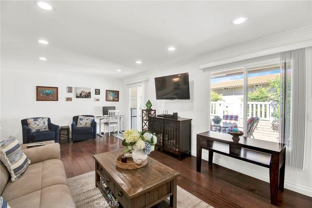 3132 Via Serena N C, Laguna Woods, CA 92637