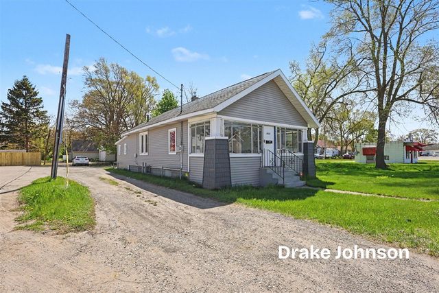 2022 Henry Street, Muskegon, MI 49441