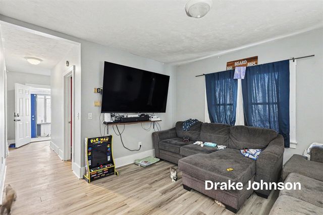 2022 Henry Street, Muskegon, MI 49441