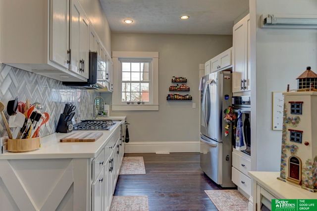 132 N 39 Street, Omaha, NE 68131