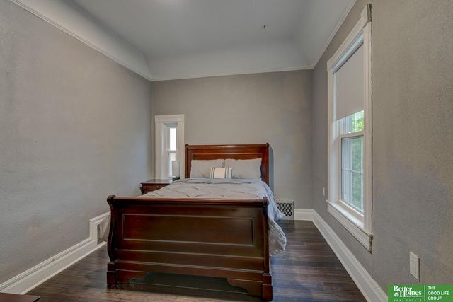 132 N 39 Street, Omaha, NE 68131