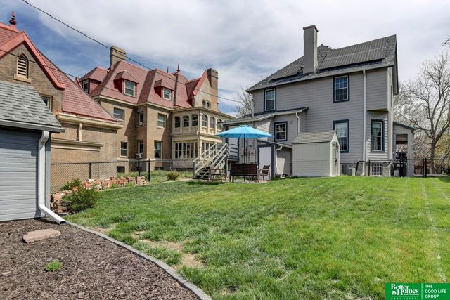 132 N 39 Street, Omaha, NE 68131