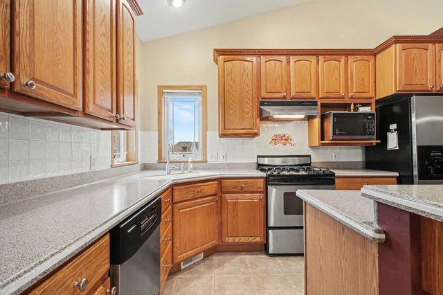 6939 Ivy Avenue, Portage, IN 46368