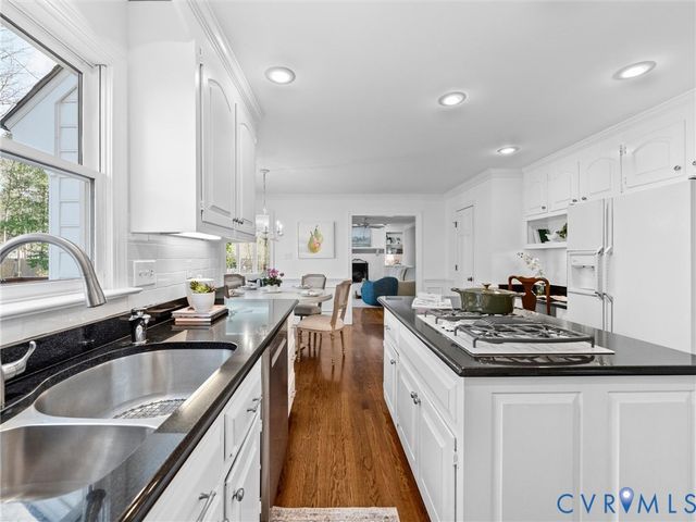 2 E Lower Tuckahoe Rd, Goochland, VA 23238