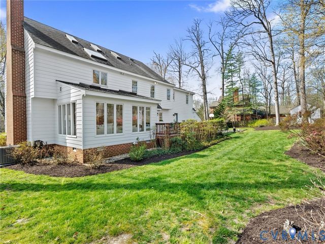 2 E Lower Tuckahoe Rd, Goochland, VA 23238