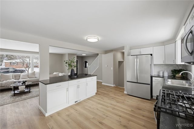 15 Diane Drive, West Seneca, NY 14224