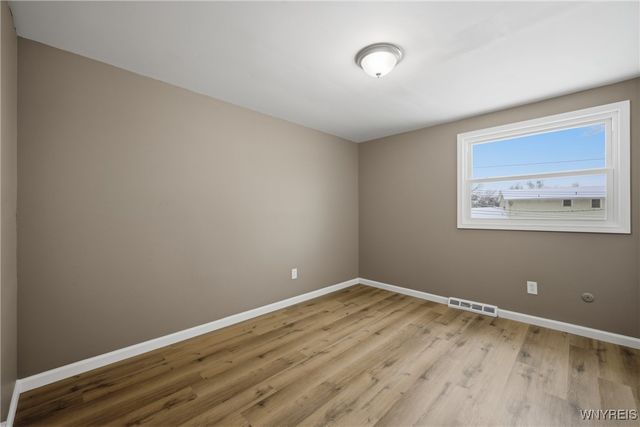 15 Diane Drive, West Seneca, NY 14224