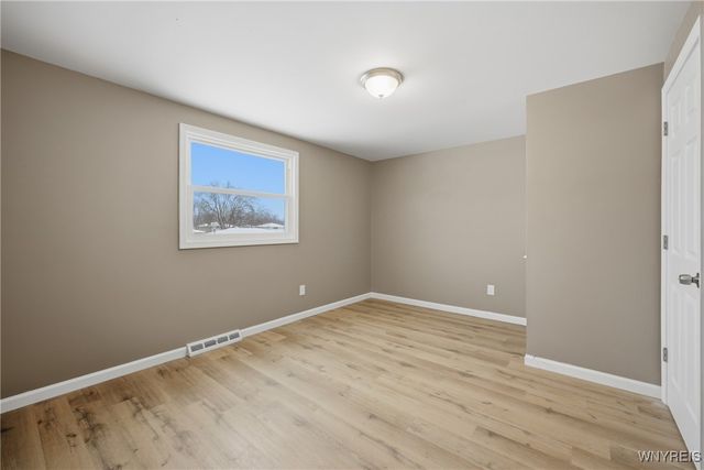 15 Diane Drive, West Seneca, NY 14224