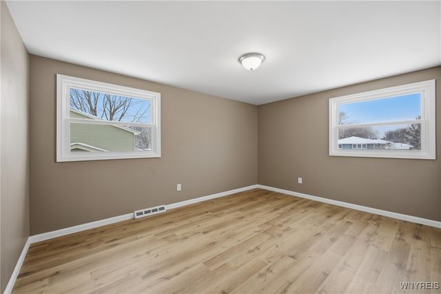 15 Diane Drive, West Seneca, NY 14224