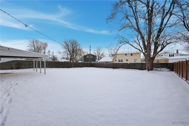 15 Diane Drive, West Seneca, NY 14224