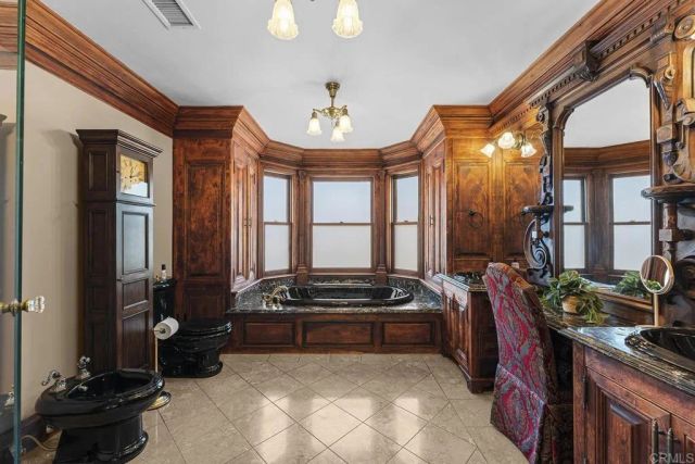 1779 Elevado Road, Vista, CA 92084