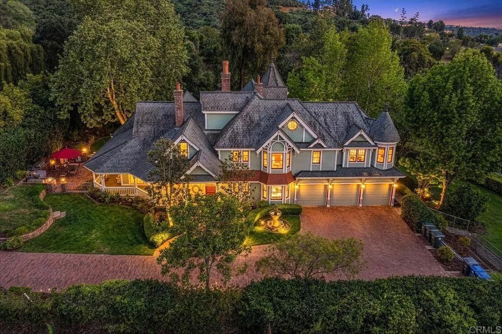 1779 Elevado Road, Vista, CA 92084