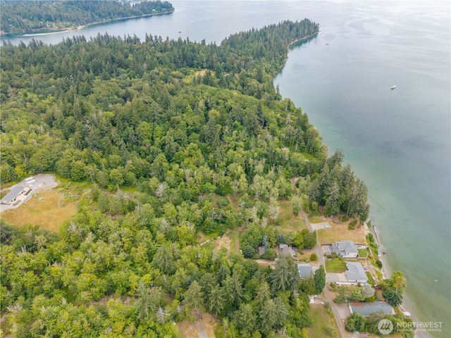411 151st Avenue Ct SW, Lakebay, WA 98349