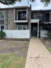 6011 Danbury Lane 105, Dallas, TX 75206