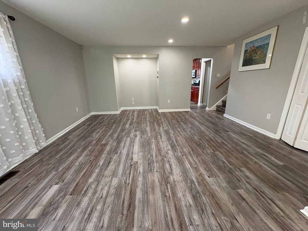530 INMAN TER #, WILLOW GROVE, PA 19090 — photo 3