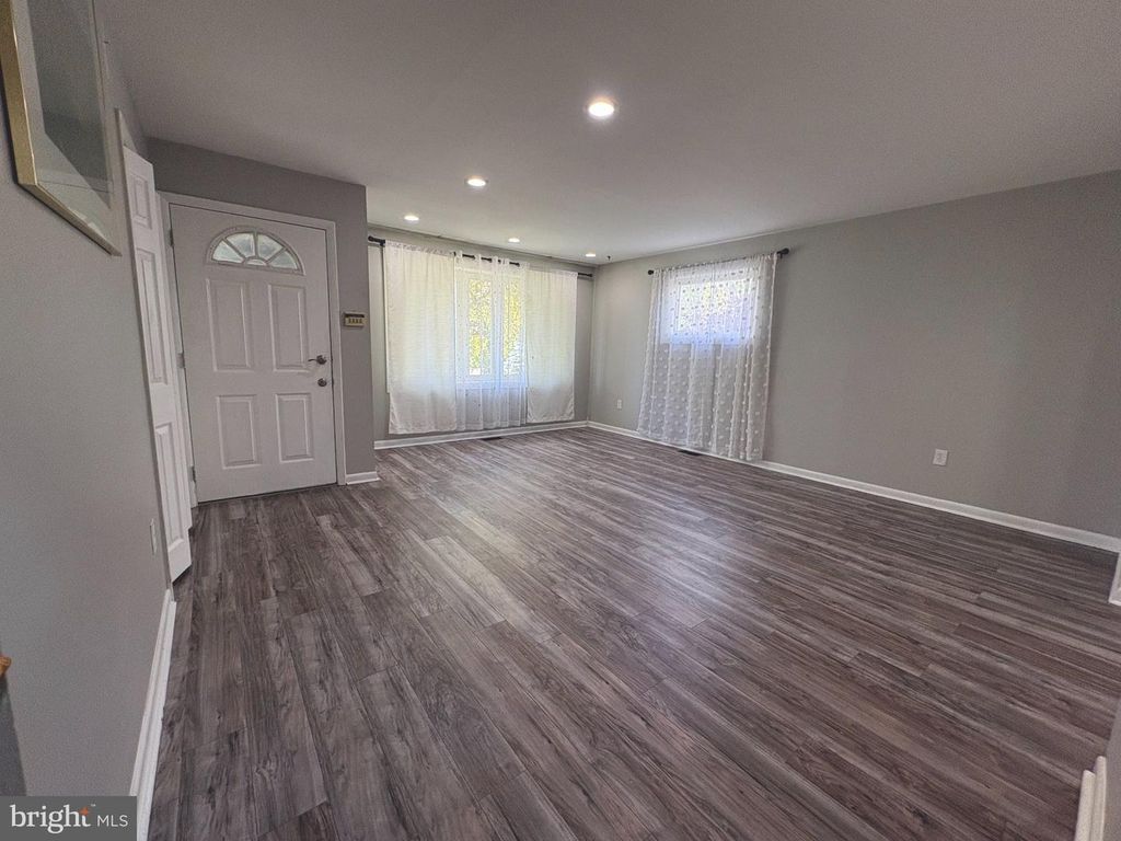 530 INMAN TER #, WILLOW GROVE, PA 19090 — photo 4