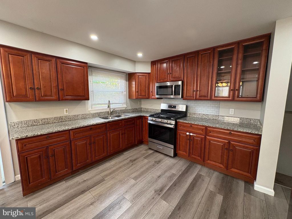 530 INMAN TER #, WILLOW GROVE, PA 19090 — photo 5