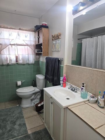 6828 Iowa Street, Detroit City, MI 48212