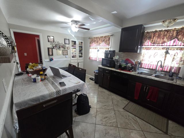 6828 Iowa Street, Detroit City, MI 48212