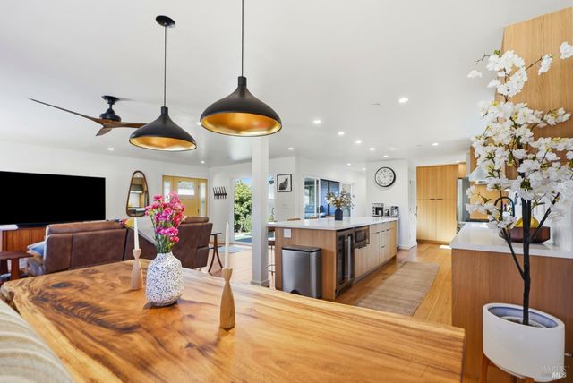 20 Washington Ave, San Rafael, CA 94903