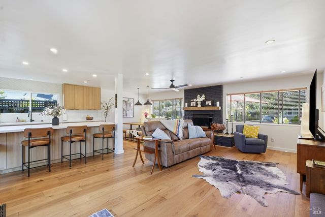 20 Washington Ave, San Rafael, CA 94903