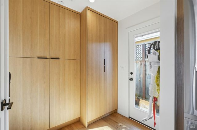 20 Washington Ave, San Rafael, CA 94903