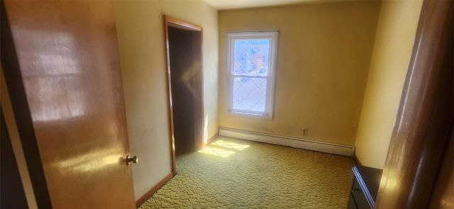 500 Wayne Avenue, Ellwood City, PA 16117