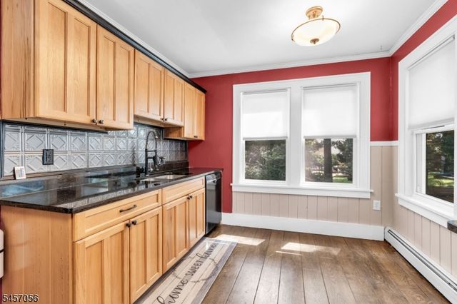 43 Maxim Dr, Hopatcong Boro, NJ 07843