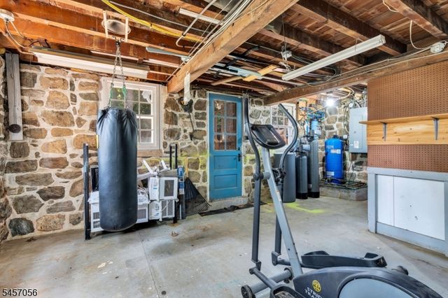 43 Maxim Dr, Hopatcong Boro, NJ 07843