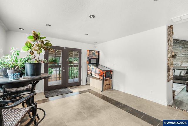 1387 Windsong Ct NW, Salem, OR 97304