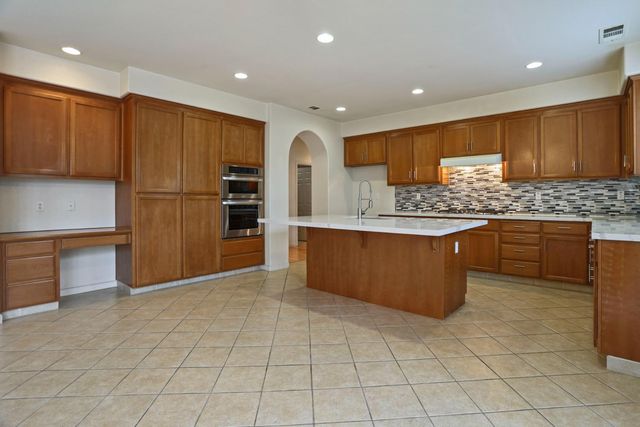 1519 Praire Ln, Stockton, CA 95209