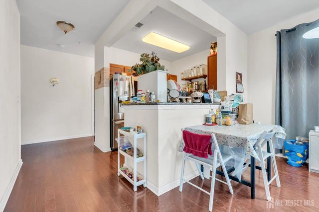 731 Strassle Way, South Plainfield, NJ 07080