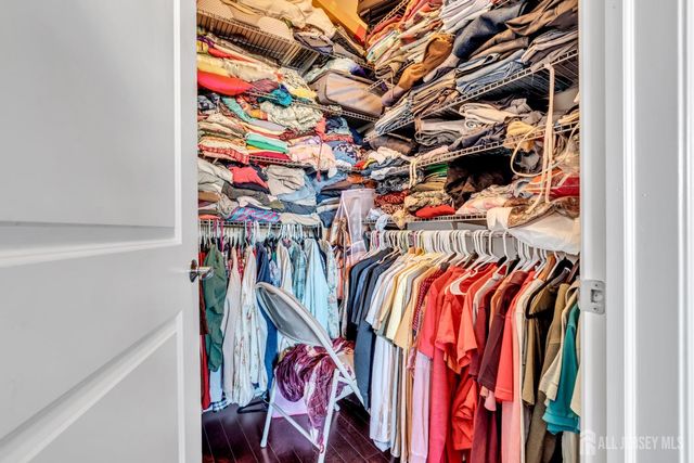 731 Strassle Way, South Plainfield, NJ 07080