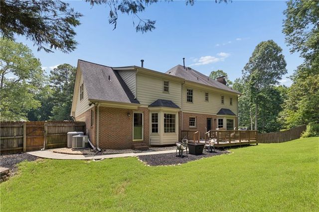 3069 Four Oaks Drive, Dunwoody, GA 30360