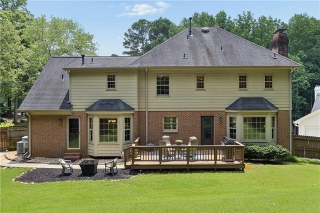 3069 Four Oaks Drive, Dunwoody, GA 30360