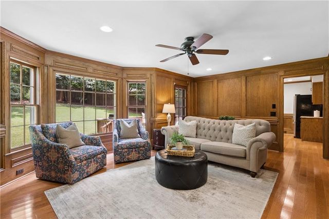 3069 Four Oaks Drive, Dunwoody, GA 30360