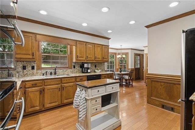 3069 Four Oaks Drive, Dunwoody, GA 30360